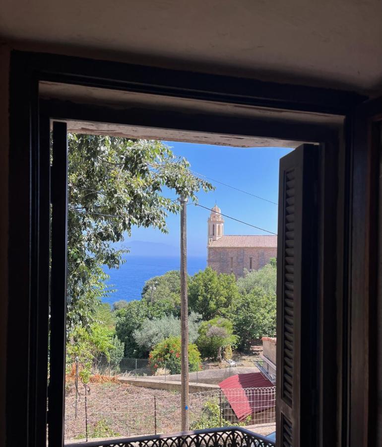 Charmant Duplex Au Coeur De Cargese Vue Mer Buitenkant foto